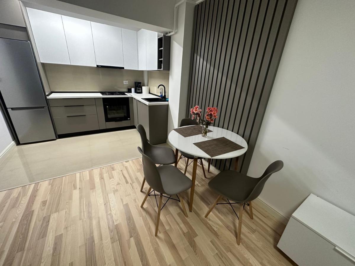 이아시 Modern Gray / Designed 아파트 외부 사진
